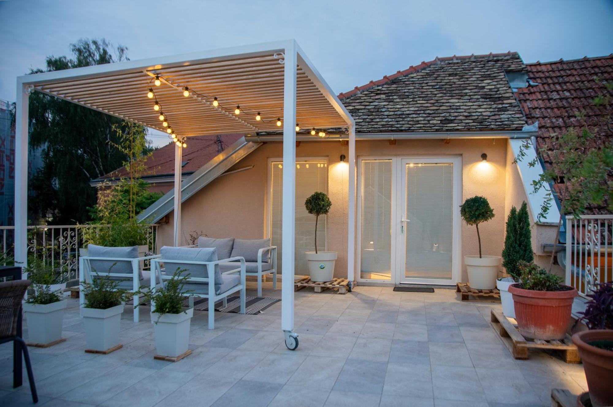 Apartman Centar Carloviţ Exterior foto