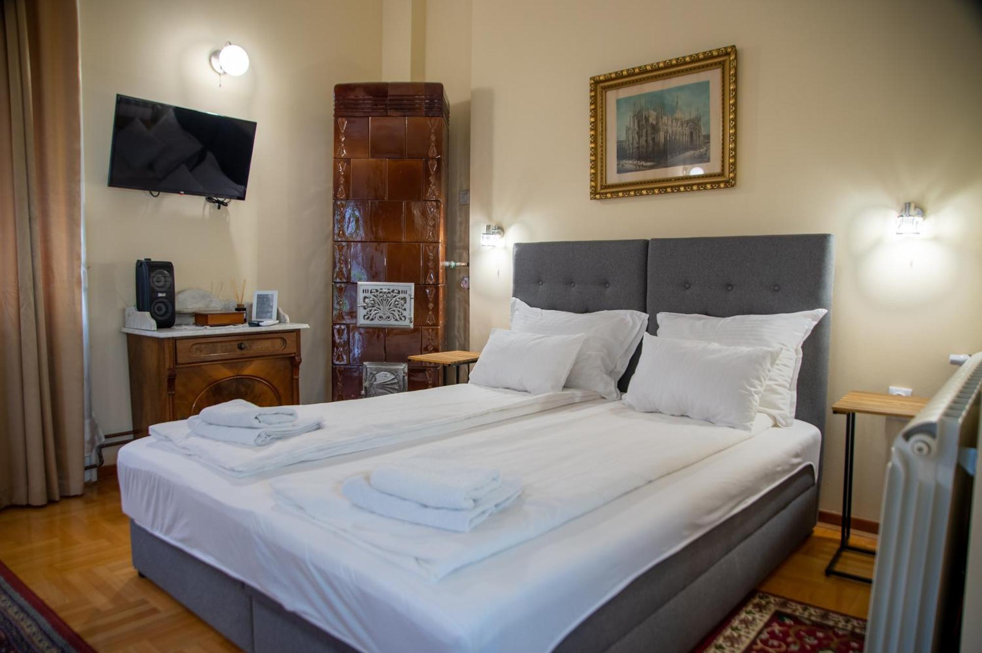 Apartman Centar Carloviţ Exterior foto