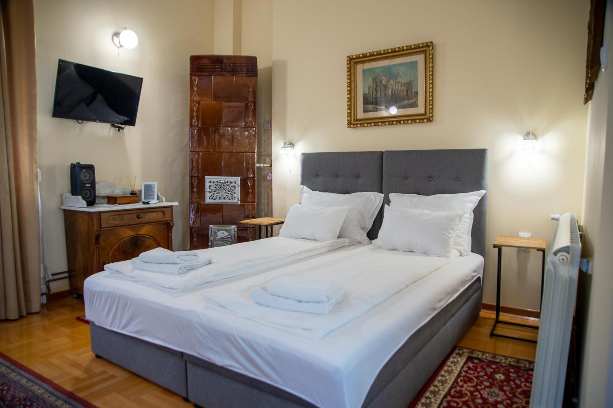 Apartman Centar Carloviţ Exterior foto