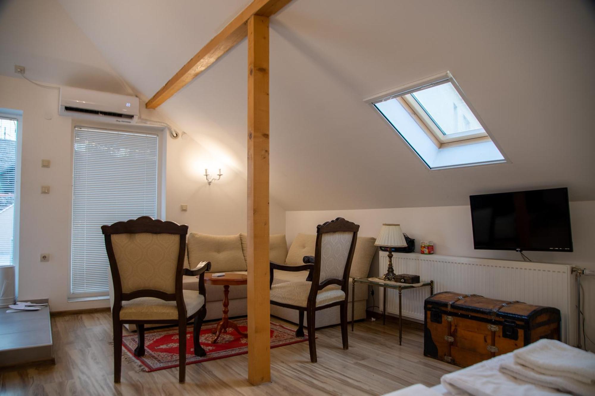 Apartman Centar Carloviţ Exterior foto