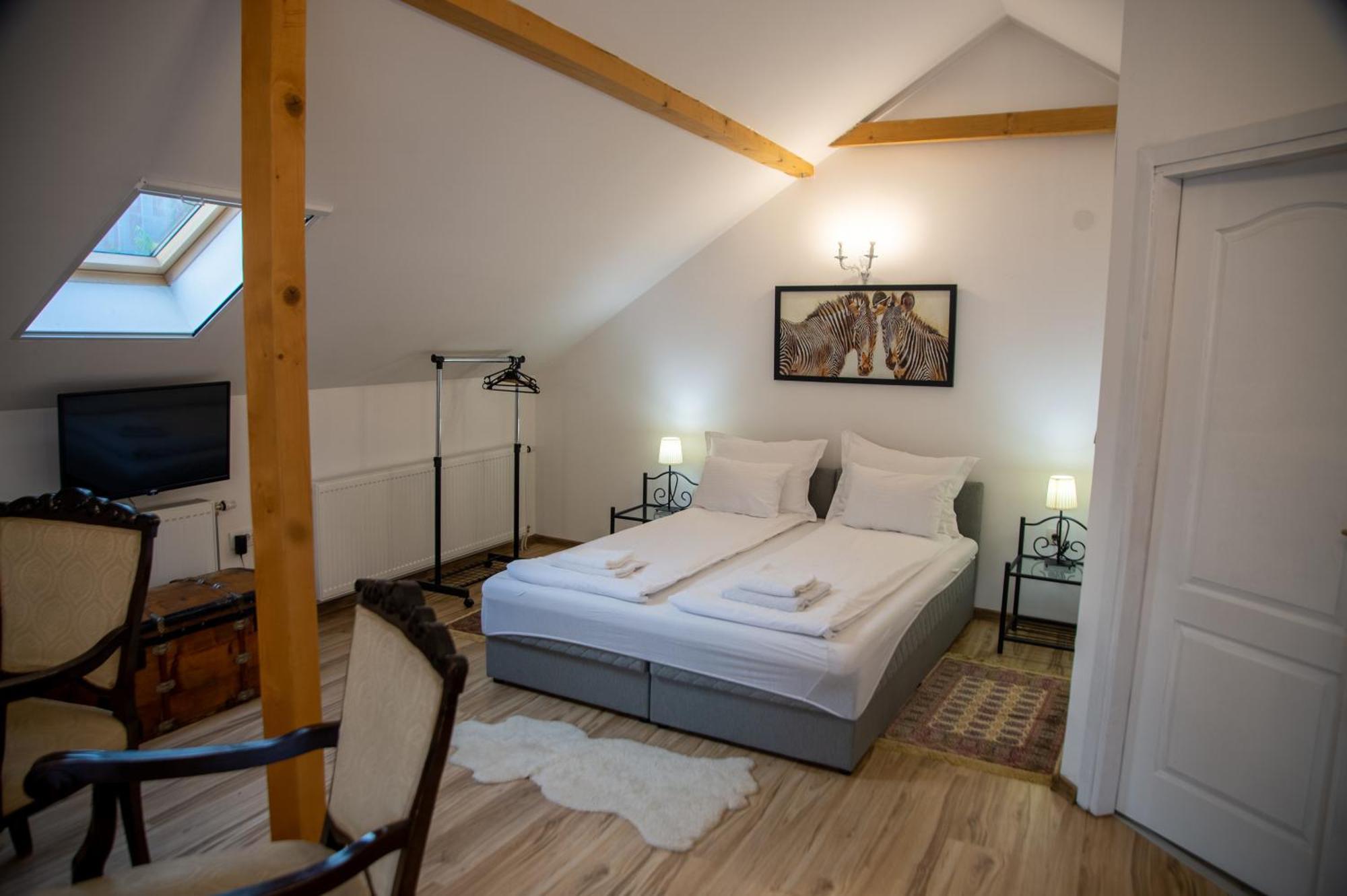 Apartman Centar Carloviţ Exterior foto