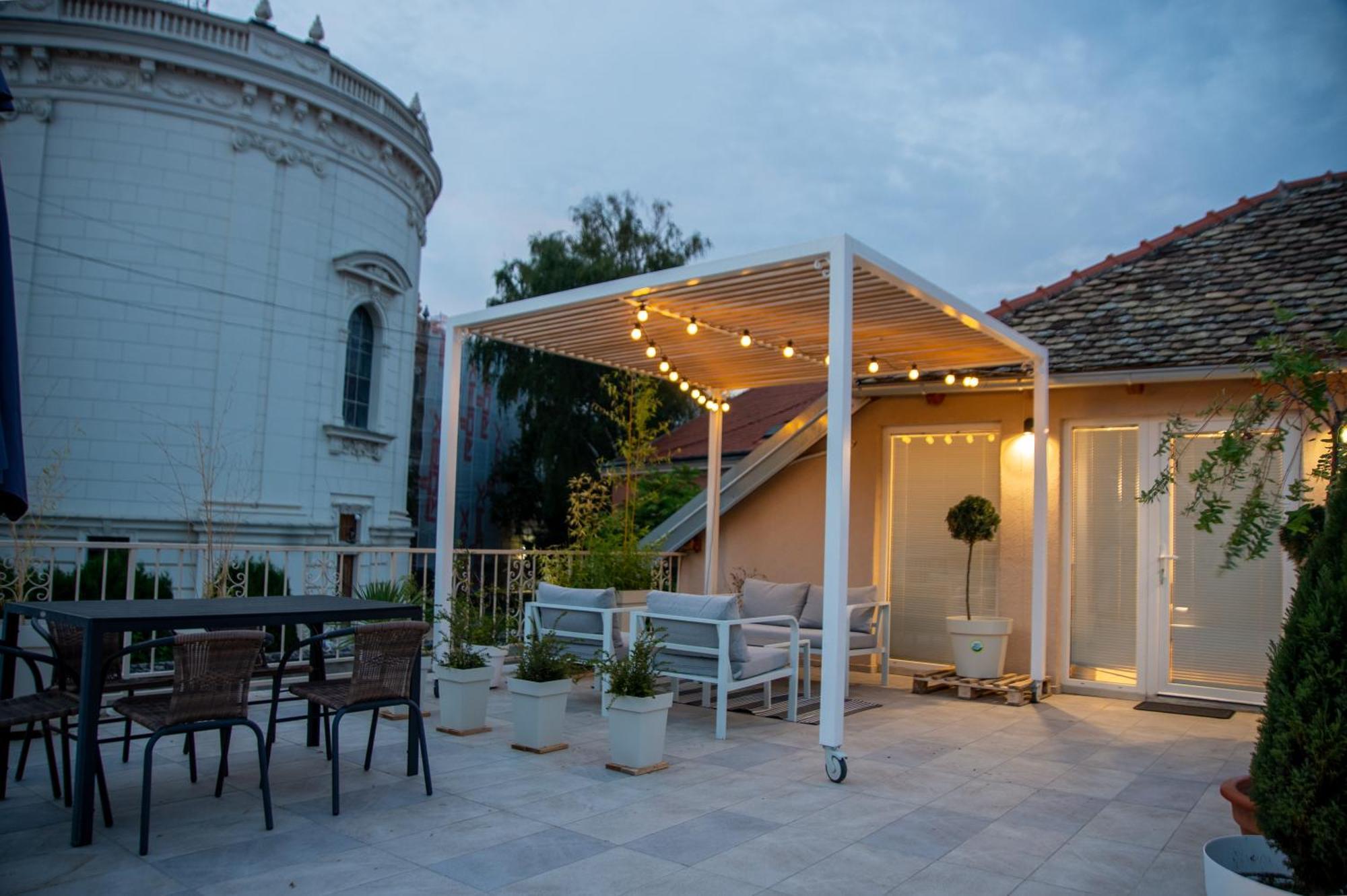 Apartman Centar Carloviţ Exterior foto