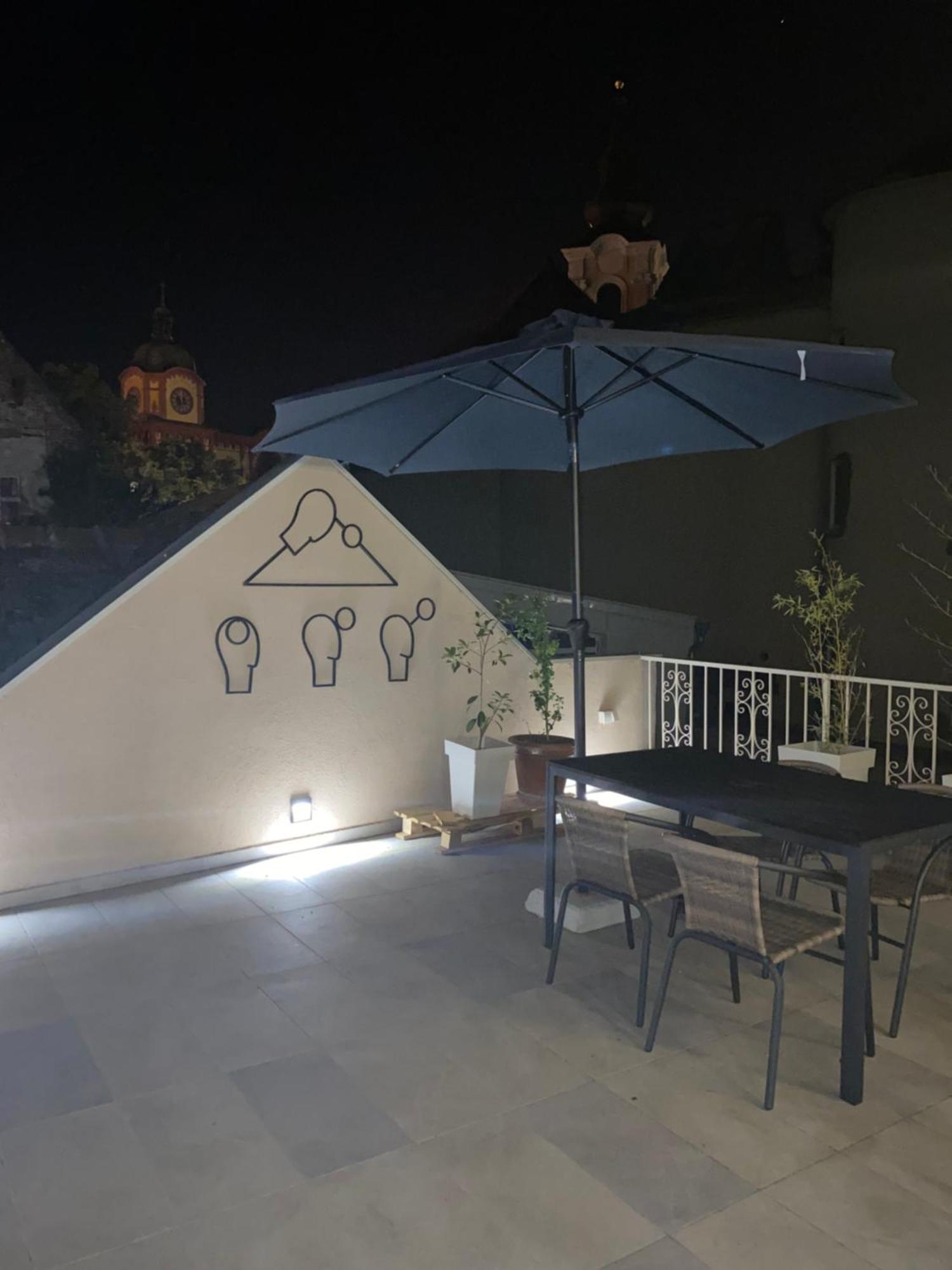 Apartman Centar Carloviţ Exterior foto